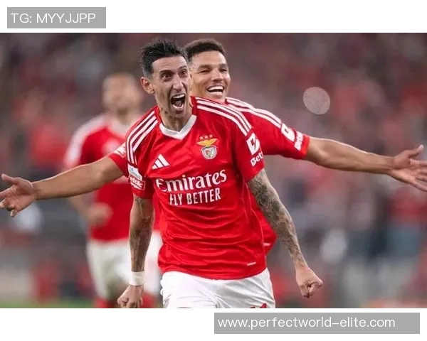 国王杯激战巴萨与本菲卡平局帽子戏法点燃全场激情与战术分析