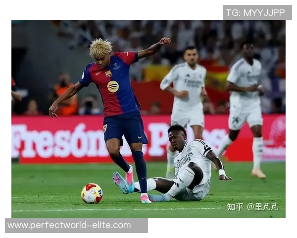 国王杯经典对决巴萨3-0皇马历史冷门引发全场震惊
